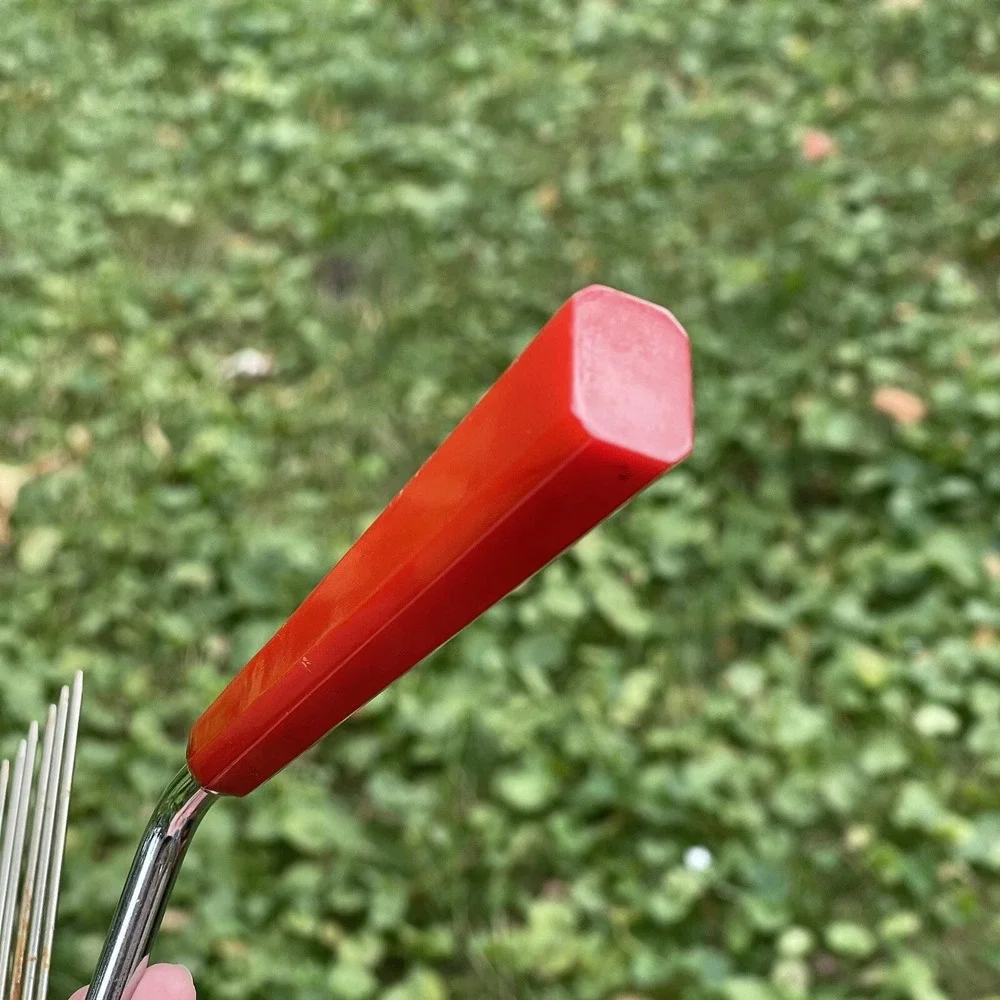 Vintage‎ Cherry Red Bakelite Angel Food Cake Comb Breaker Kitchen Utensil 1950s